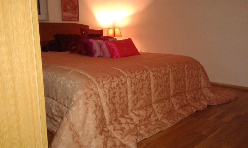 Oro Apartments Petrovac na moru Zimmer foto