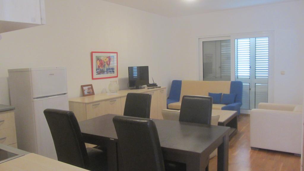 Oro Apartments Petrovac na moru Exterior foto